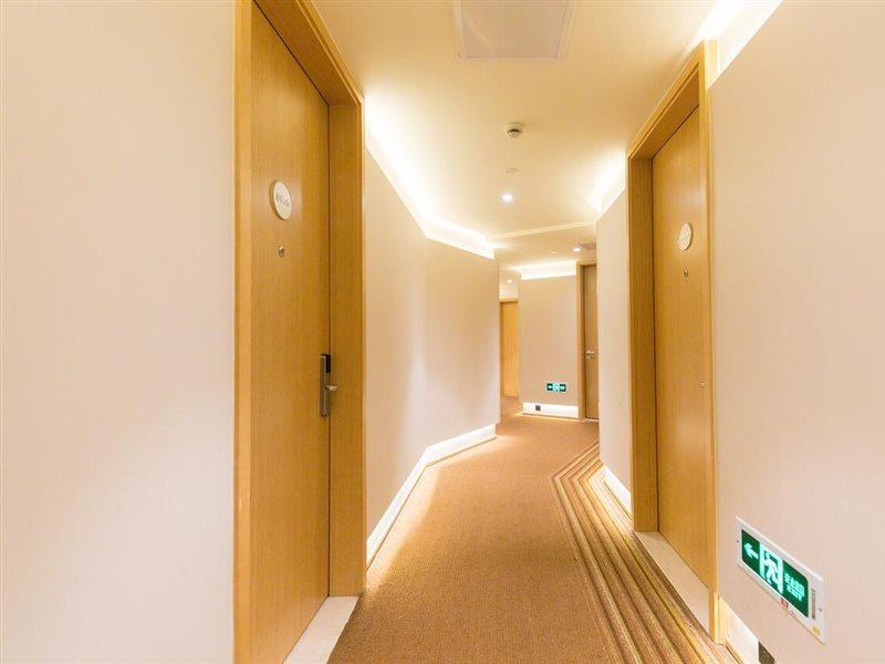 Ji Zhangjiang Hotel