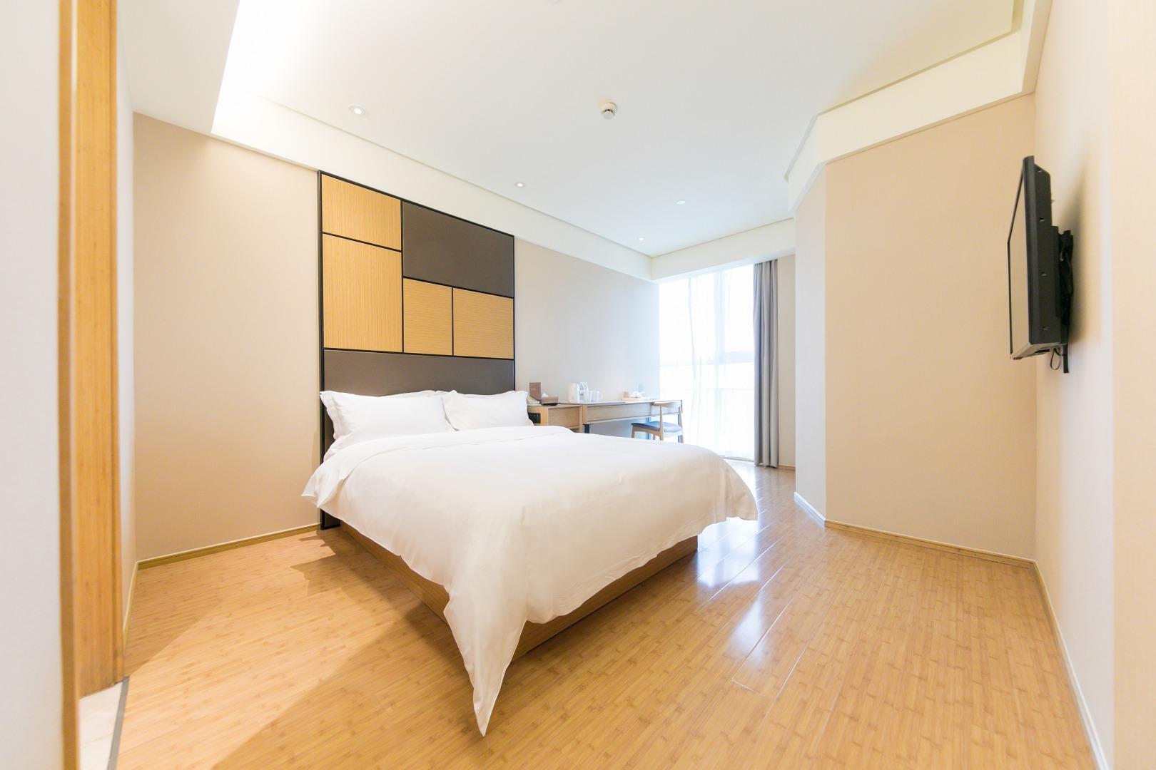 Ji Zhangjiang Hotel 4*