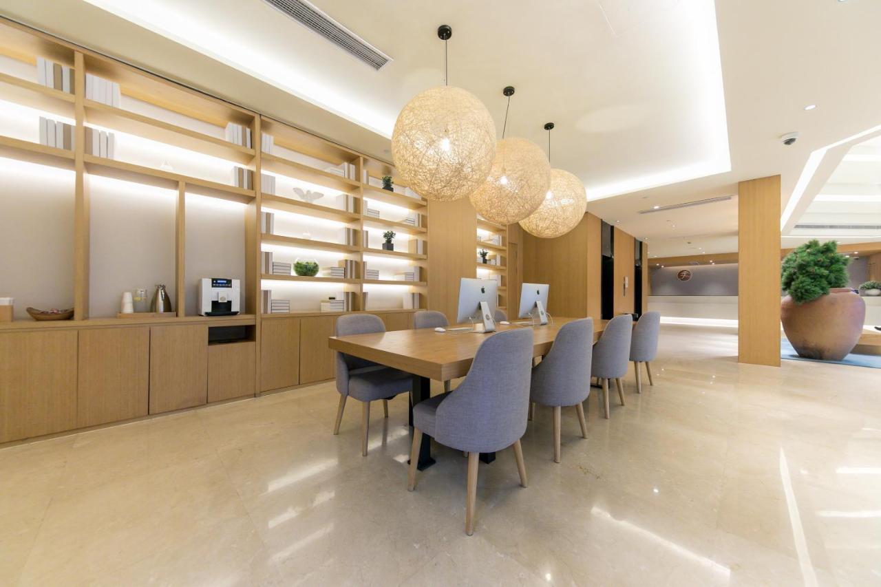 Ji Zhangjiang Hotel